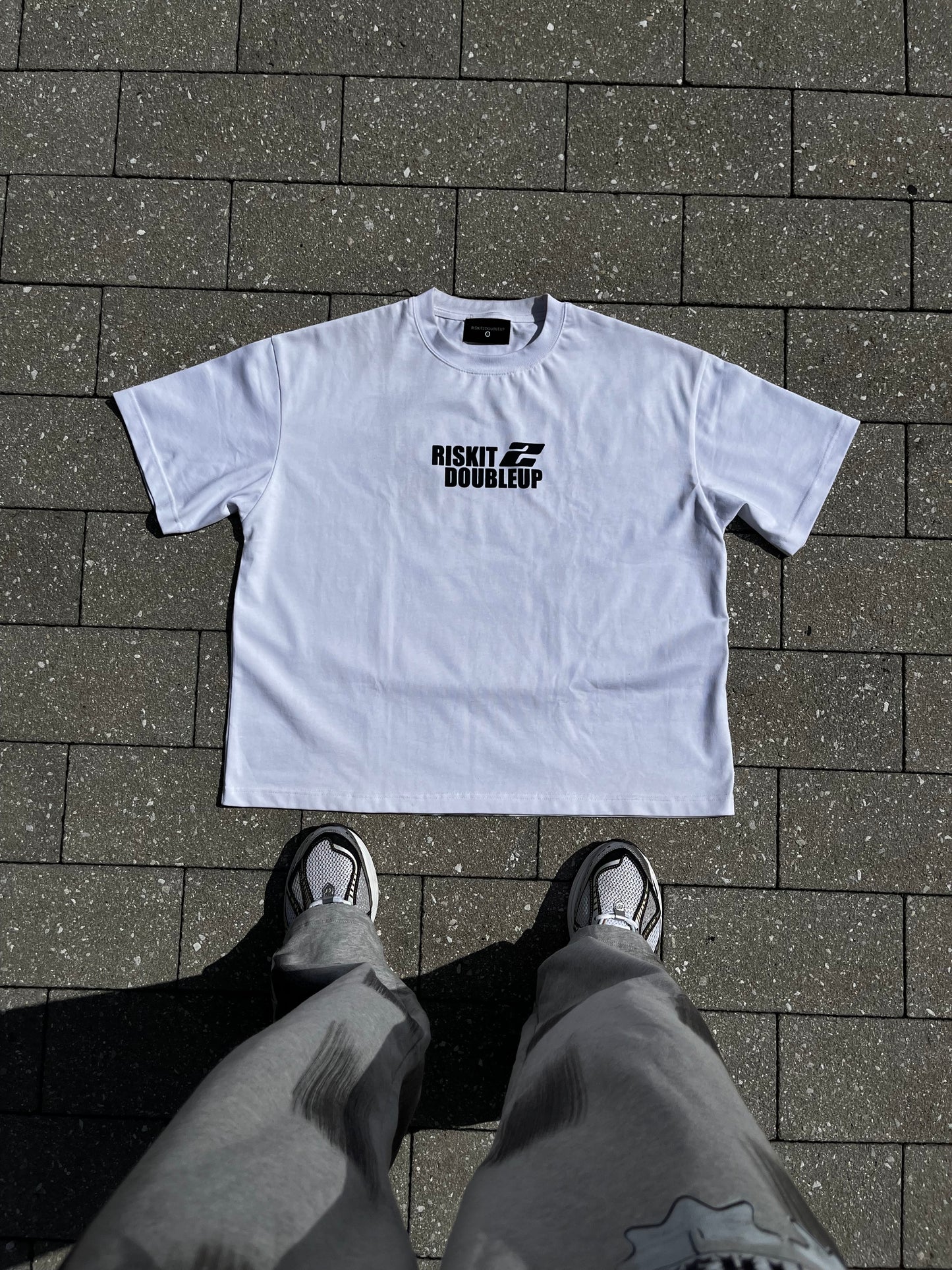 (WHITE) LIFE BE LIFE’N TEE